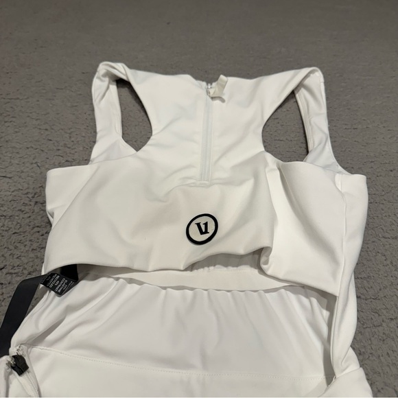 Vuori Womens Set Dress XS White Tennis Prep Pickleball Shorts Cutout Stretch Mod - Picture 8 of 16